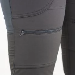 Swazi Savannah Womens Pants Iron Sand 17 Swazi Savannah Womens Pants Iron Sand -Swanndri Sales savannahpant pfpv ironsanddetailshot3