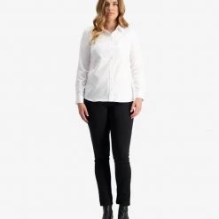 Swanndri Avondale Long Sleeve Cotton Womens Shirt Self Stripe White 8 Swanndri Avondale Long Sleeve Cotton Womens Shirt Self Stripe White -Swanndri Sales sw202111w avondale ls shirt self stripe white om 03 topzoom 11 web 3 1